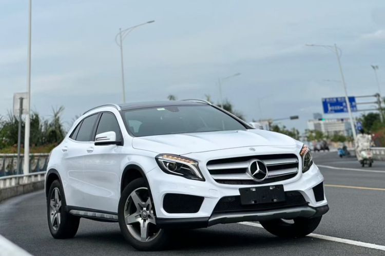 Used Mercedes-Benz GLA 2015 GLA 260 4MATIC
