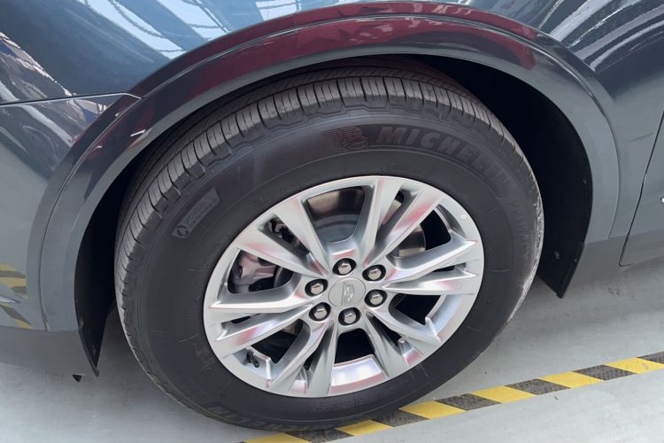 Used Cadillac XT5 2024 2.0T Two-Wheel Drive Fashion Edition Exterior 2