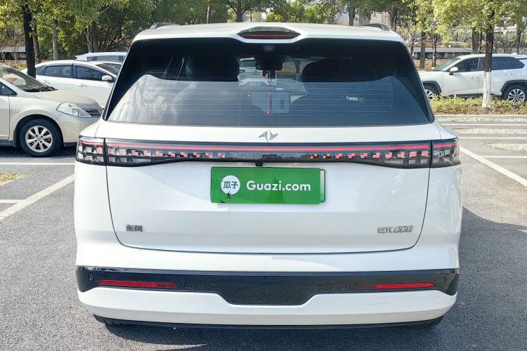 Used Dongfeng eπ eπ008 2024 636Max All-Electric Version 6 Seats