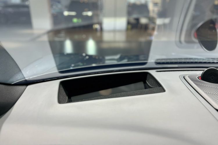 Used Yangwang U7 2025 EV Five-Seat Luxury Edition