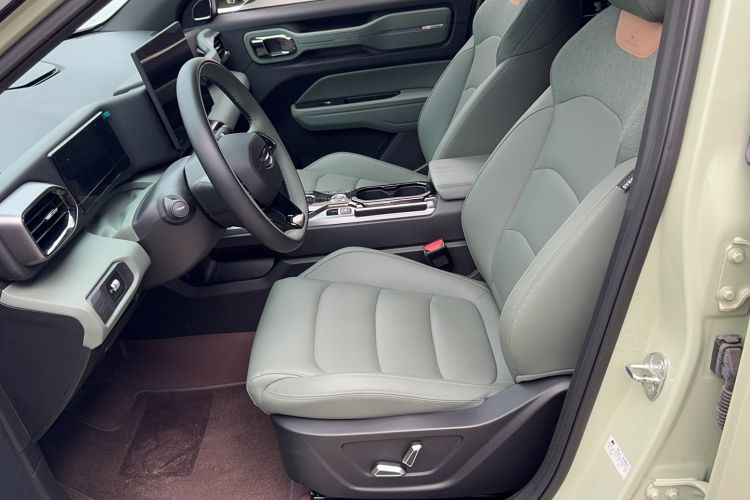 Used Geely Auto Cowboy 2025 1.5TD Fun-Offroad Version
