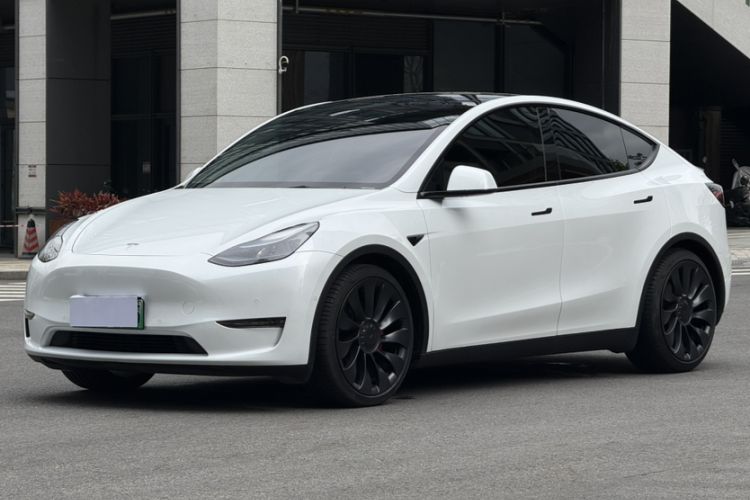 Used Tesla Model Y 2023 High-Performance All-Wheel-Drive Version