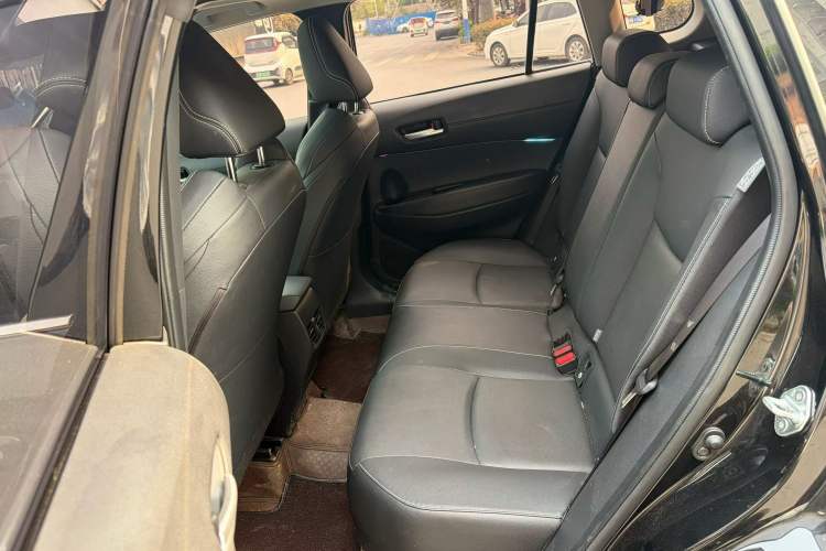 Used Toyota FRONTLANDER 2023 2.0L CVT Luxury Edition Interior 3