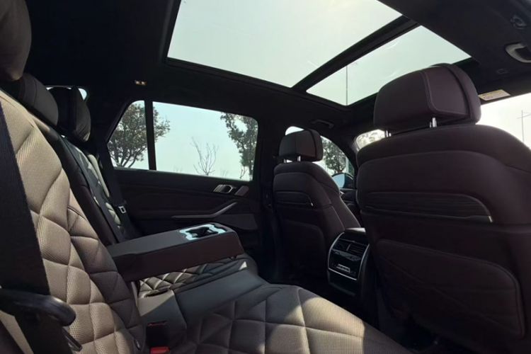 Used BMW X5 2022 xDrive 40Li M Sport Package
