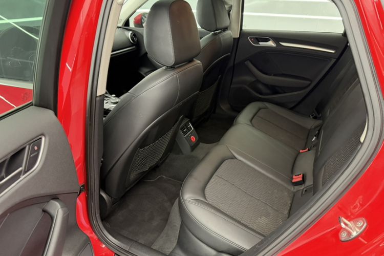 Used Audi A3 2014 Limousine 40 TFSI S line Comfort Model