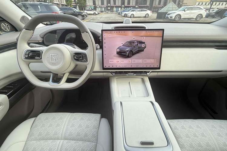 Used Zeekr 7X 2025 100 kWh Long-Range Rear-Wheel Drive with Intelligent Driving Features