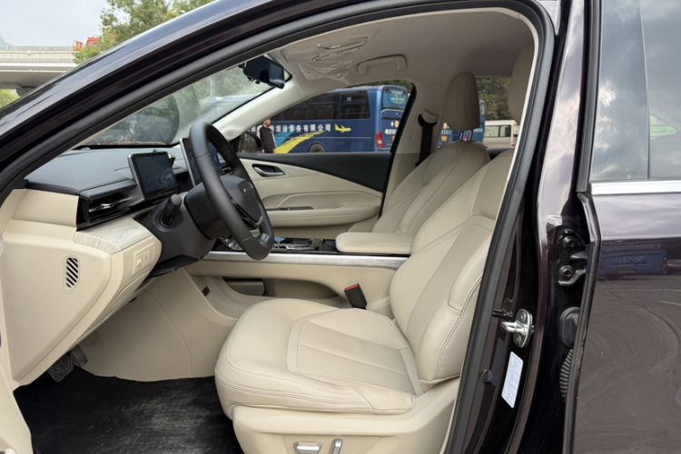 Used Wuling Xingguang 2023 150 Advanced Edition
