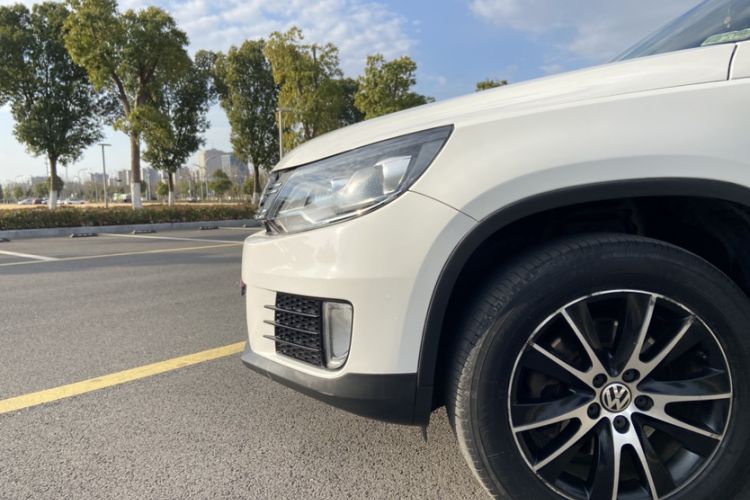 Used Volkswagen Tiguan L 2013 1.8TSI Automatic Two-Wheel Drive Luxury Model