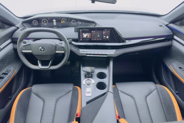 Used Changan UNI-V 2022 2.0T Sporty Version
