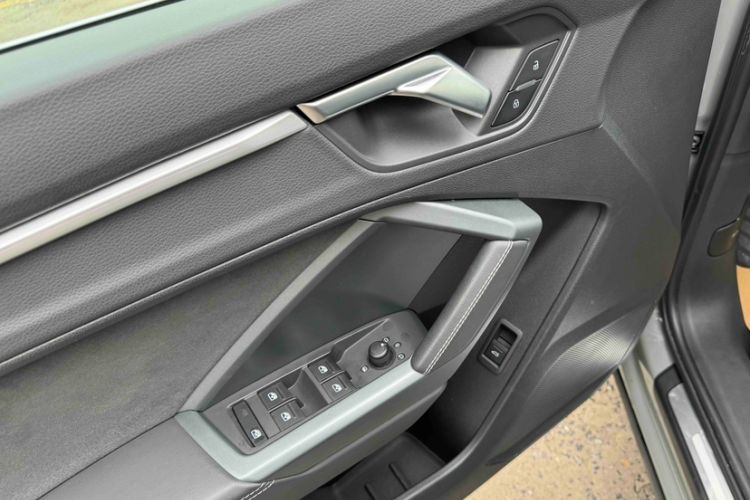 Used Audi Q3 2024 35 TFSI Advanced Style Edition Interior 9