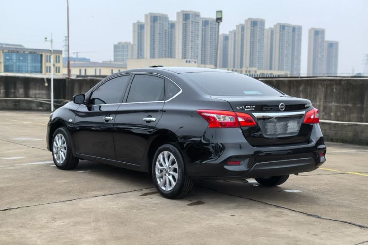 Used Nissan Sylphy 2024 Facelifted Three Classic 1.6XE CVT Comfort Edition Exterior 4