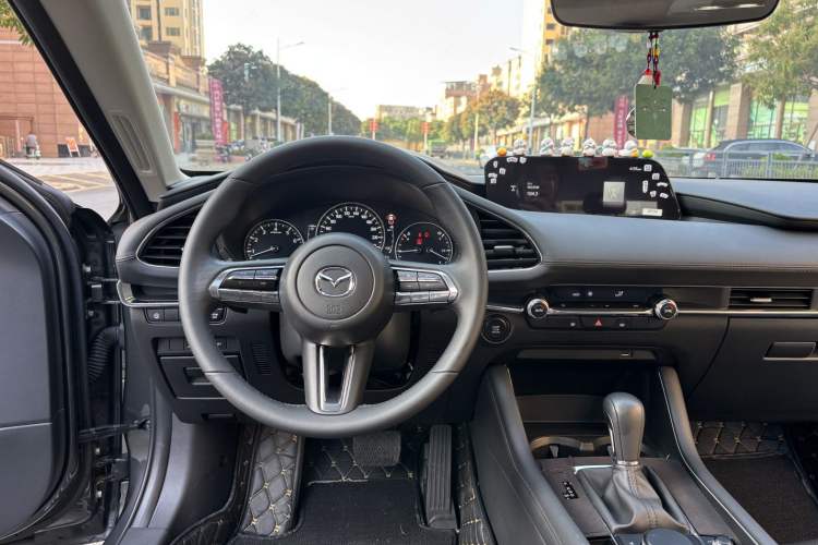 Used Mazda Mazda 3 Axela 2023 2.0L Automatic ZhiZhen Edition