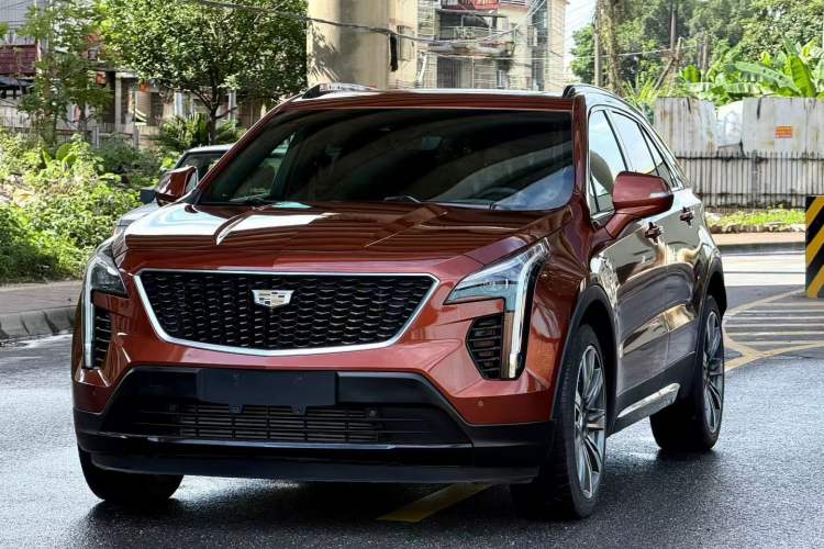 Used Cadillac XT4 2018 28T 4x4 Platinum Sport Edition
