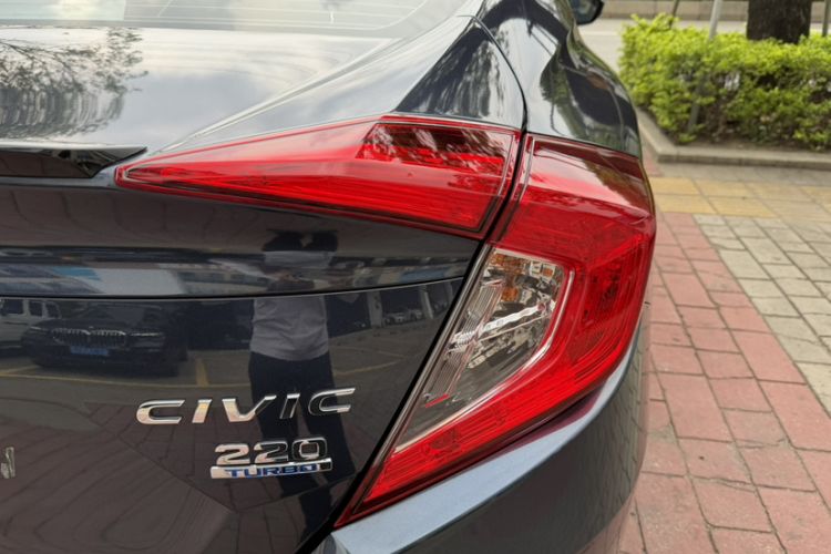 Used Honda Civic 2019 220TURBO CVT Dynamic Edition China VI Emission Standard Exterior 4