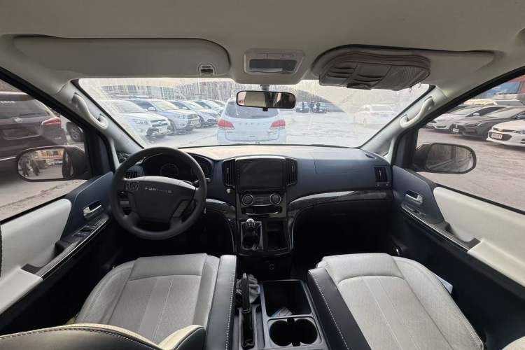 Used FORTHING Lingzhi PLUS 2024 1.5T Manual Luxury 7-Seater