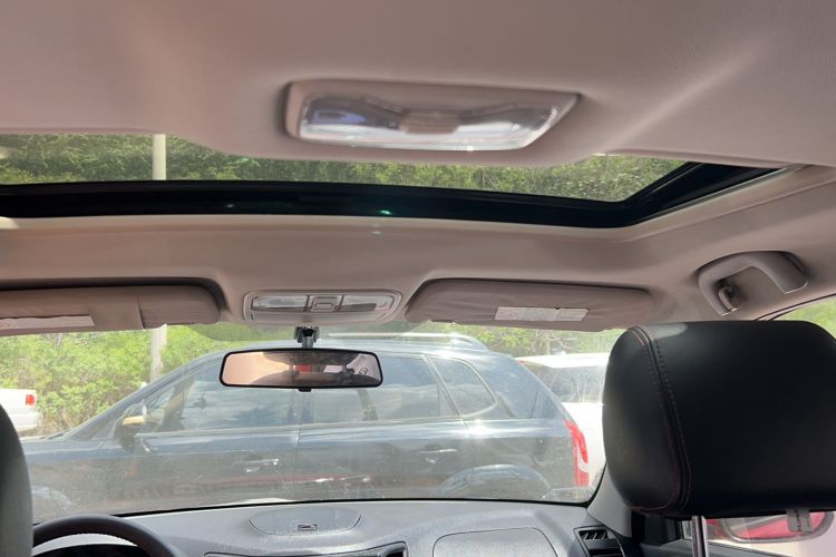 Used Changan CS35 2014 1.6L Automatic Luxury Model China IV Standard