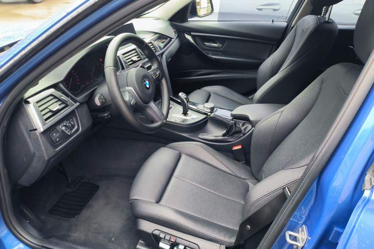 Used BMW 3 Series 2019 320Li M Sport Package Interior 2
