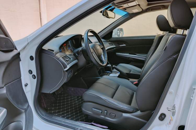 Used Honda Crosstour 2012 2.4L Luxury Edition