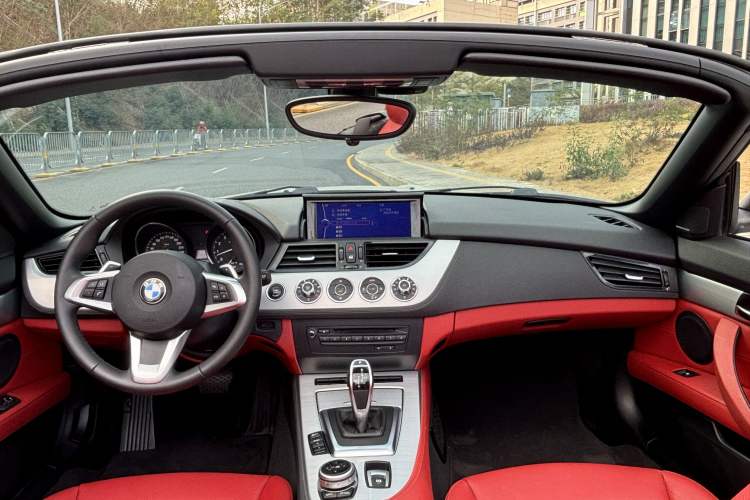 Used BMW Z4 2013 sDrive20i Leading Model