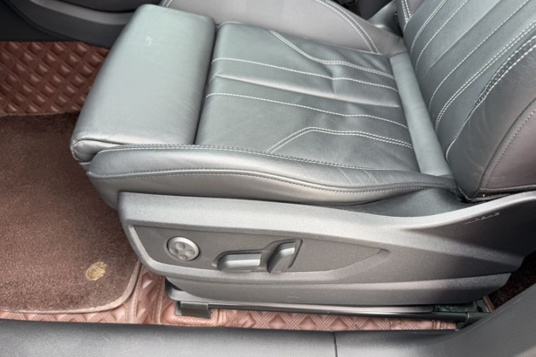 Used Audi Q5L 2022 45T Luxury Dynamic Model
