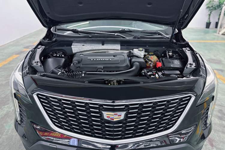 Used Cadillac XT4 2018 28T Two-Wheel Drive Leading Version