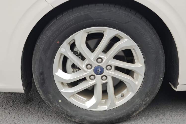 Used Ford Mondeo 2023 EcoBoost 180 Comfort Model Exterior 9