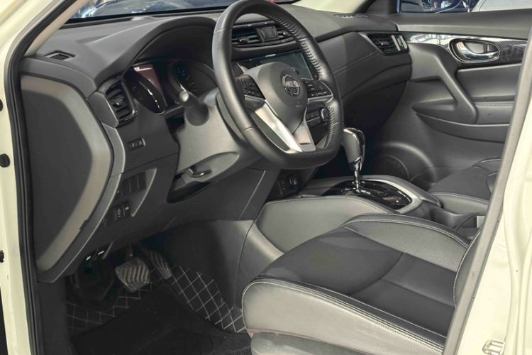 Used Nissan X-Trail 2023 Classic 2.0L Two-Wheel Drive Smart Connect & Comfort Edition
