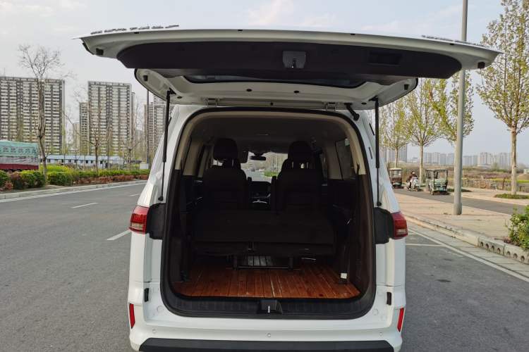 Used BAW Ruisheng Ace M7 2023 1.6L Long-wheelbase Business Version 7 Seats Trunk