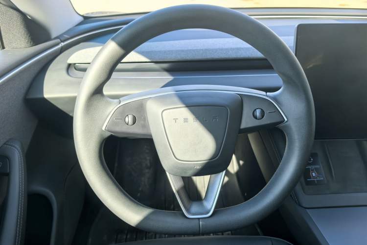 Used Tesla Model 3 2023 Rear-Wheel-Drive Version