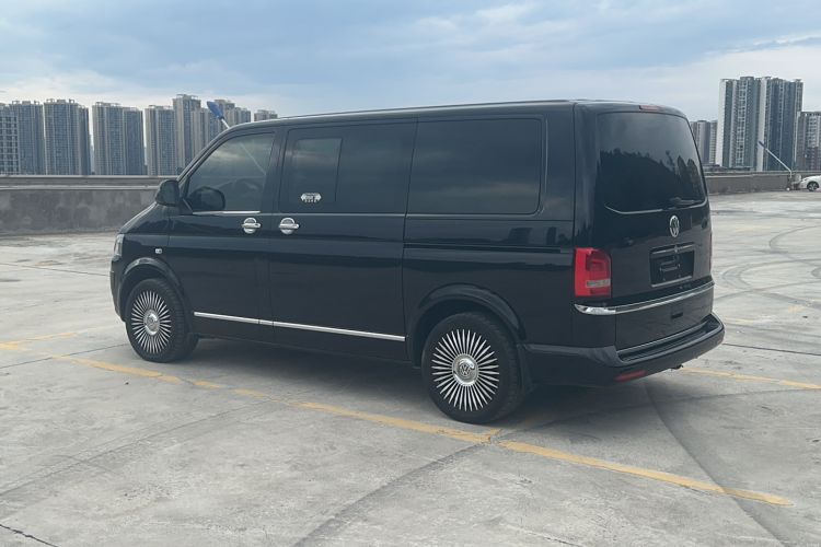 Used Volkswagen Multivan 2012 2.0 TSI Two-Wheel-Drive Luxury Edition