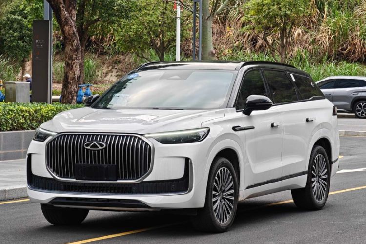 Used Chery Tiggo 9 2025 2.0T Automatic Two-Wheel Drive Luxury Edition 5 Seats