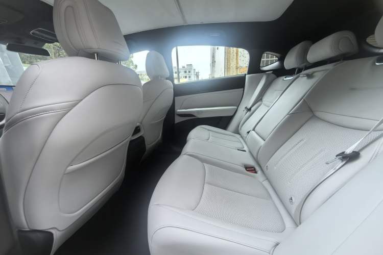 Used XPeng G6 2023 700 Four-Wheel Drive Performance Max