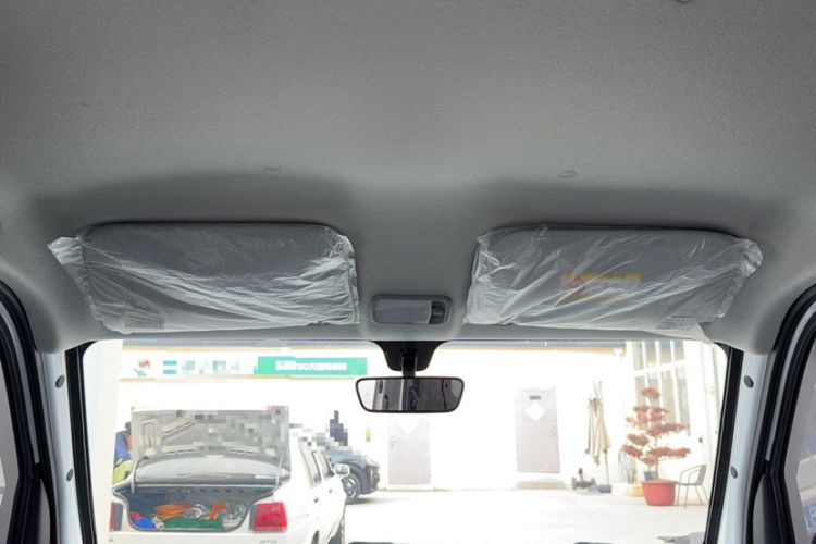 Used Wuling Zhiguang New Energy 2025 Model 305km Ambitious Edition Headliner