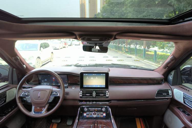 Used Lincoln Navigator 2020 3.5T Long-Wheelbase Presidential Edition
