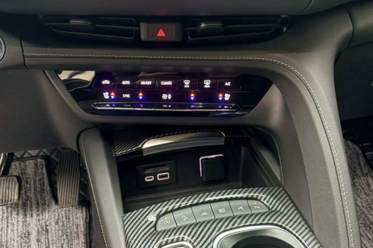 Used Buick Envision 2020 Encore S 652T All-Wheel-Drive Avenir
