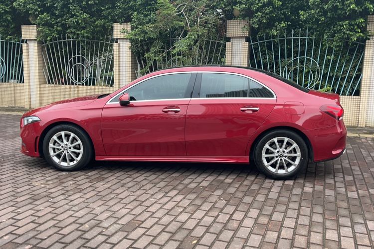 Used Mercedes-Benz A-Class 2020 Restyled A 200 L Sport Sedan Fashion Version
