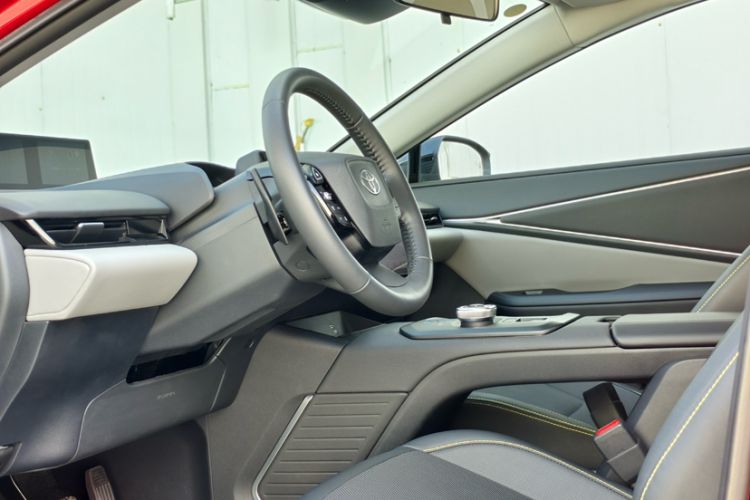 Used Toyota bZ5 2025 Model 550 PRO Smart Driving Edition Interior 5