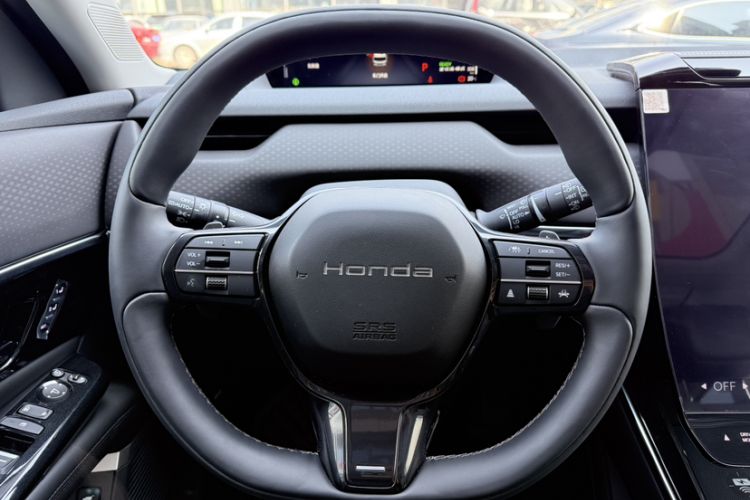 Used Honda P7 2025 Rear-Drive Long-Range Pro