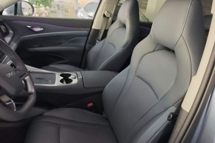 Used BYD Sealion 07 DM-i 2025 150 Flagship Edition Interior 3