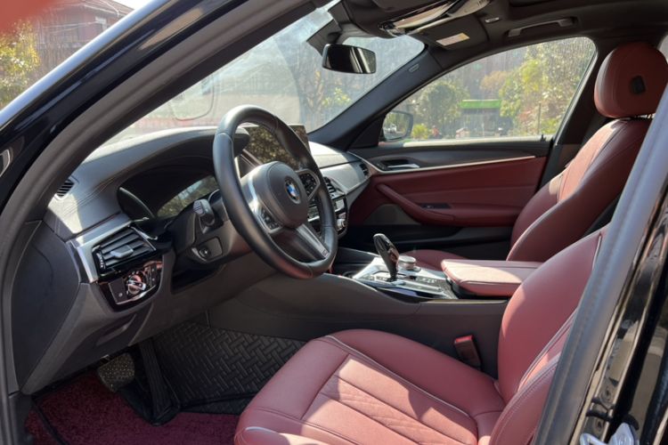 Used BMW 5 Series 2022 530Li Leading Model M Sport Package