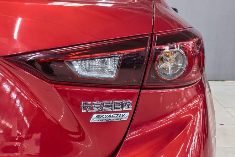 Used Mazda Mazda 3 Axela 2017 Sedan 1.5L Automatic Comfort Model Emission Standard China V
