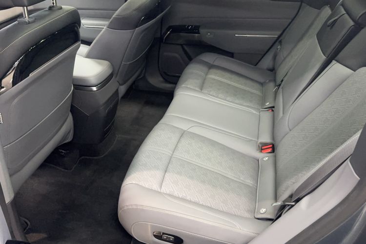 Used Zeekr 7X 2025 75 kWh Rear-Wheel Drive Intelligent Driving Version
