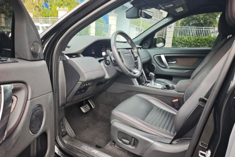 Used Land Rover Discovery Sport 2020 249 PS R-Dynamic Performance Edition Left Front Seat