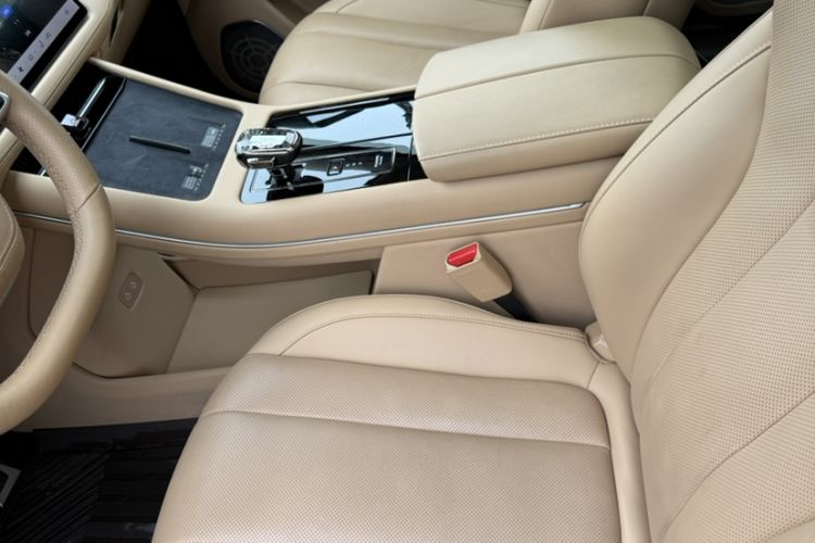 Used Hima AITO M7 2024 1.5T Intelligent Driving Rear-Drive Max Edition 6 Seats Interior 2