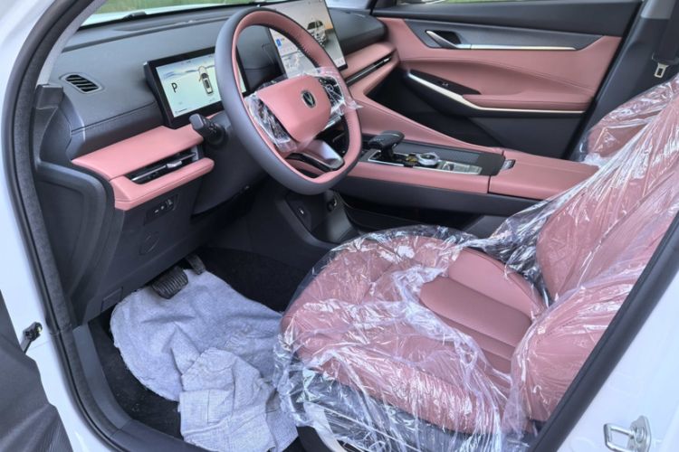 Used Changan CS75 PLUS 2026 Model, Smart Champion Edition 1.5T New Blue Whale Smart Navigation Version