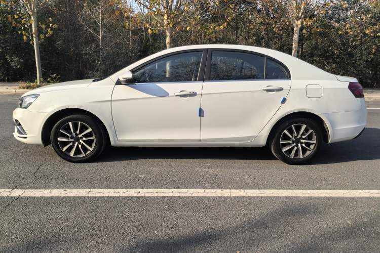 Used Geely Auto Emgrand 2019 Leading Edition 1.5L CVT Upward Connectivity Model China V Standard