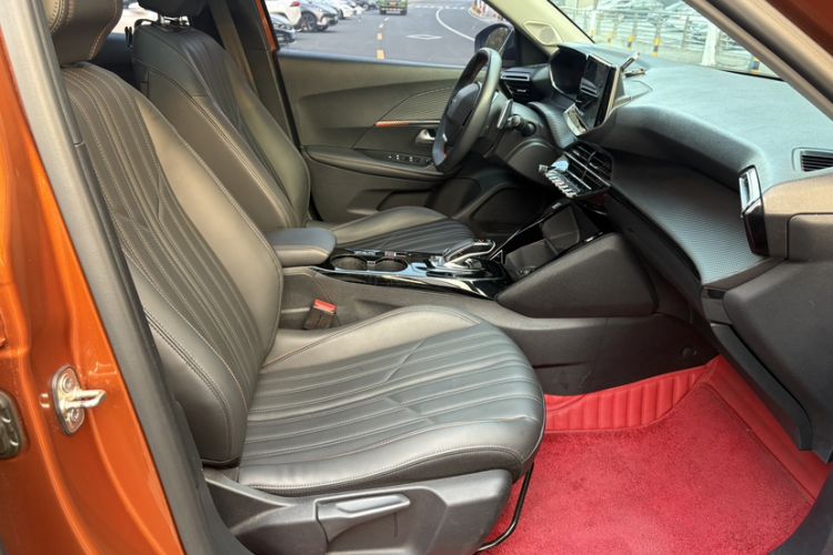 Used Peugeot 2008 2022 230THP THE ONE Right Front Seat