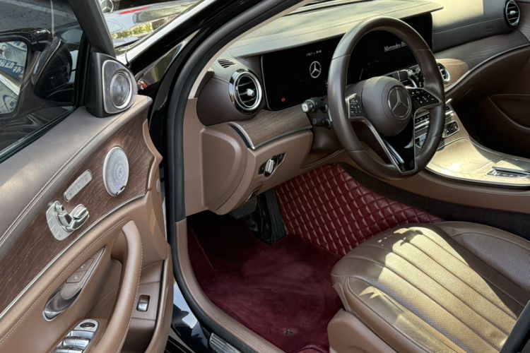 Used Mercedes-Benz E-Class 2021 E 300 L Stylish Model