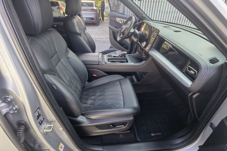 Used GAC Trumpchi GS8 2022 Flagship Series 2.0 TGDI Four-Wheel Drive Luxury Smart Connectivity Version (7 Seats)