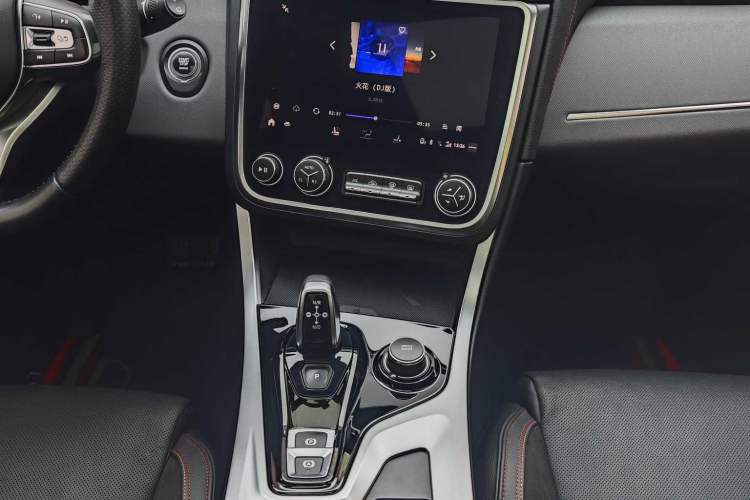 Used Lynk & Co 01 2017 2.0T Four-Wheel Drive Pro Edition